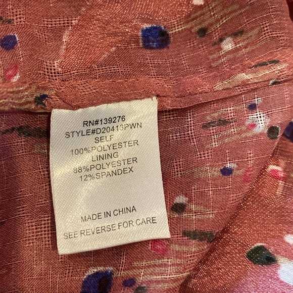 Daniel Rainn blouse with cami. Size M. Semi sheer, 3/4 sleeves. Dark pink. - Picture 15 of 16